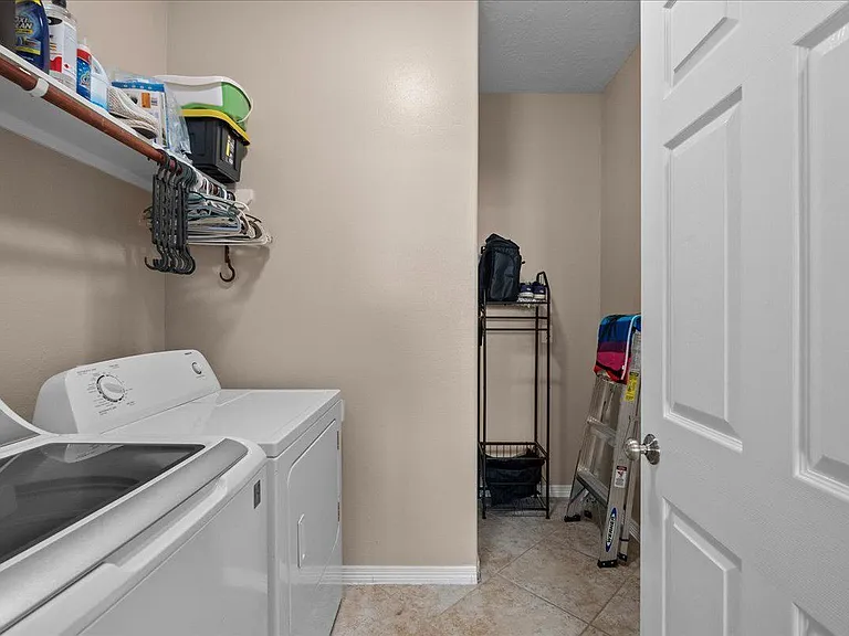 2875 Torano Cir — Photo 23