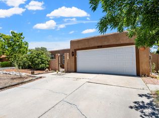 9428 Thornton Ave NE, Albuquerque, NM 87109