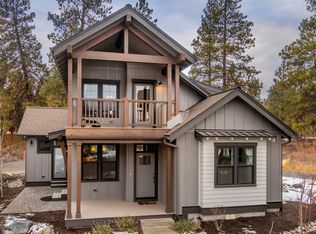 19705 SW River Camp Ln, Bend, OR 97702