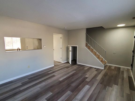 2nd image of 434 N 18th Ave