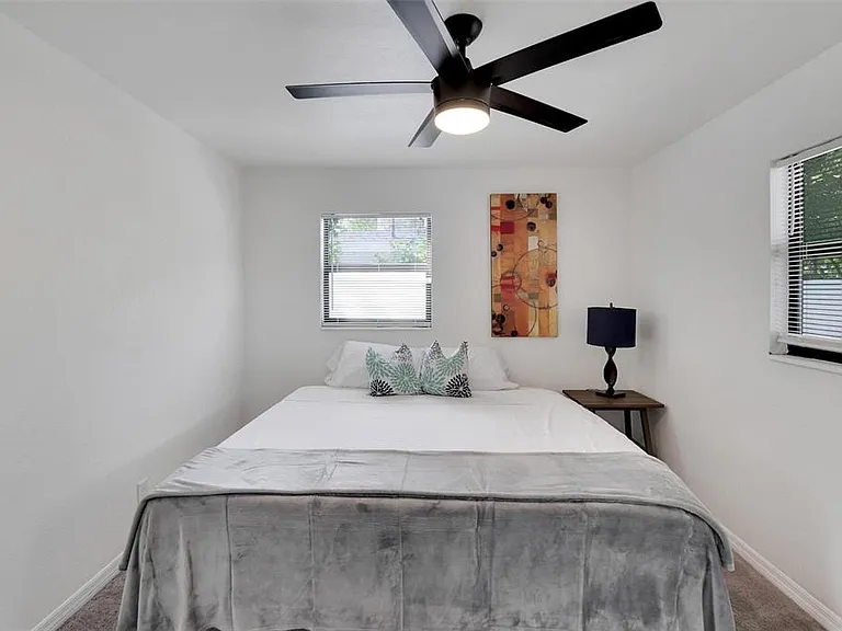 4731 W Montgomery Ave — Photo 46