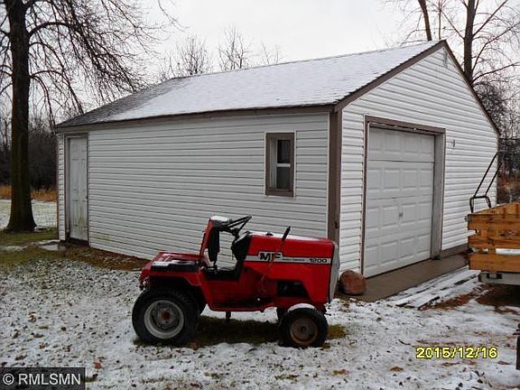 5th image of 2846 Clover Way