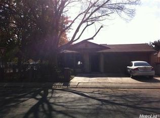 400 Mount Hood Ct, Modesto, CA 95358