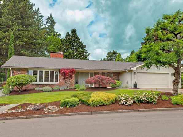 1275 SW Orinda Way, Portland, OR 97225 home