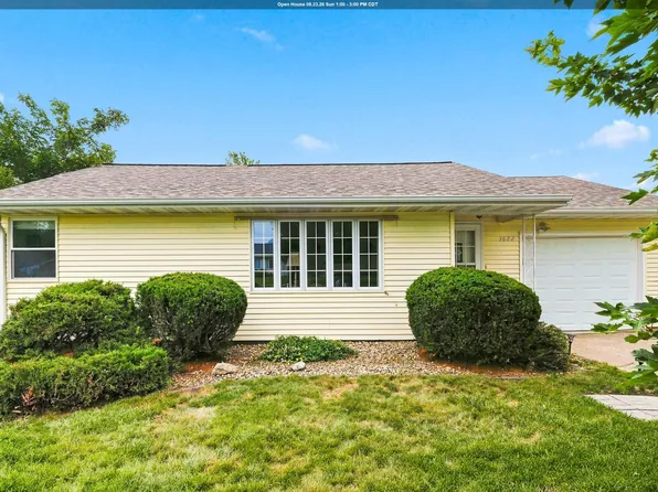 1622 Spencer St, Grinnell, IA 50112