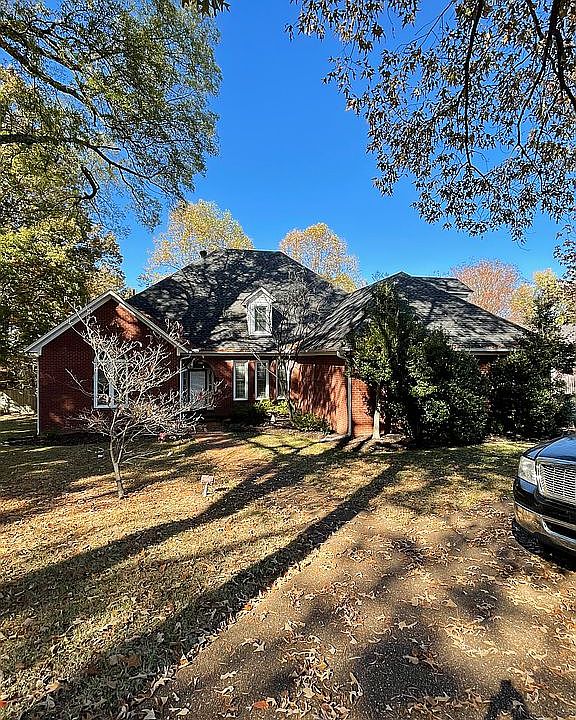 1st image of 322 Redfield Dr