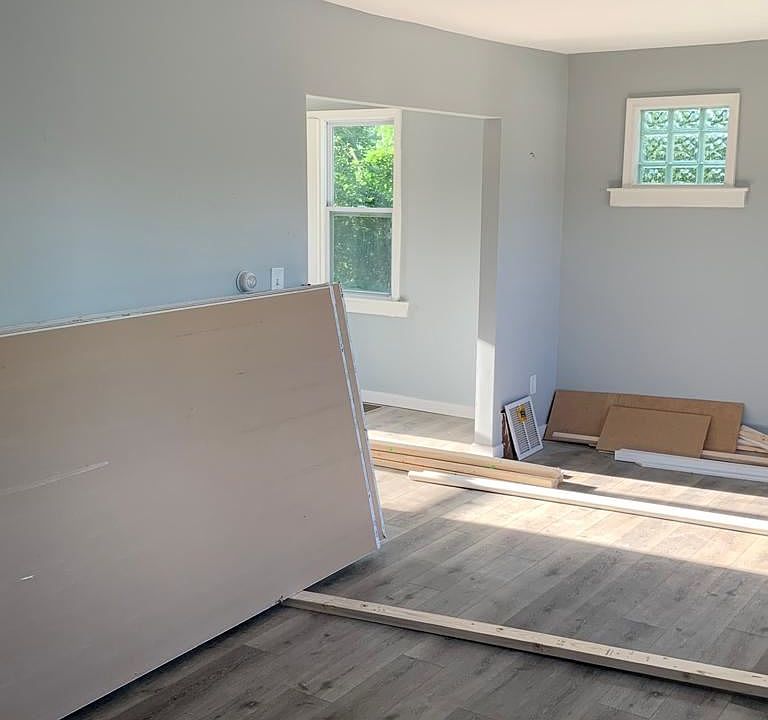 378 Arcola Inkster living picture