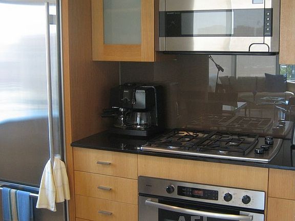 4th image of 333 1st St Unit N1201