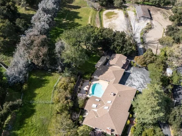 252 Raymundo Dr, Woodside, CA 94062