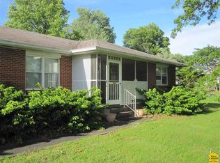 303 E Dover St, Appleton City, MO 64724
