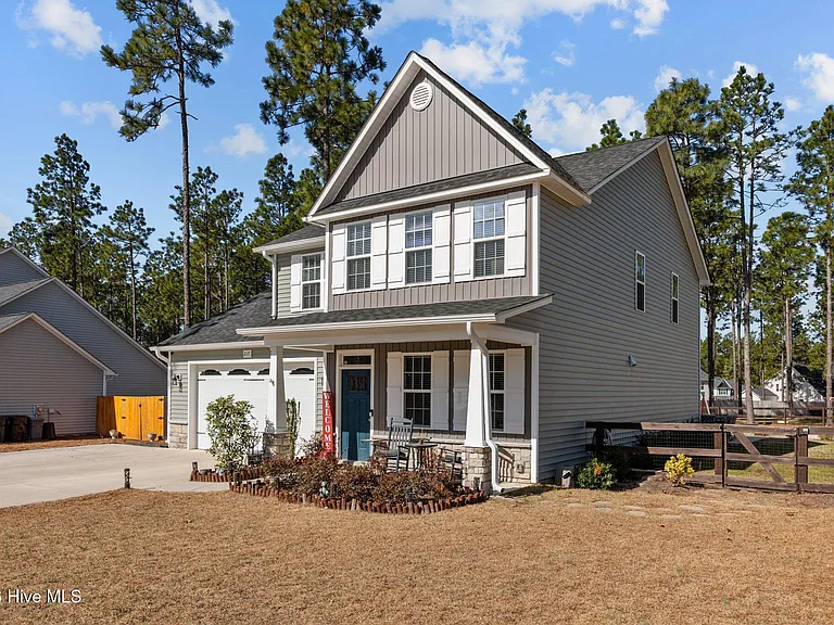 217 Thistleberry Dr — Photo 3