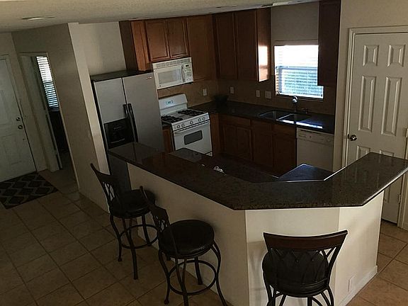4th image of 16631 Bristle Creek Dr