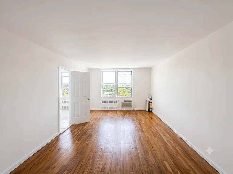 3901 Nostrand Ave #6L — Photo 2