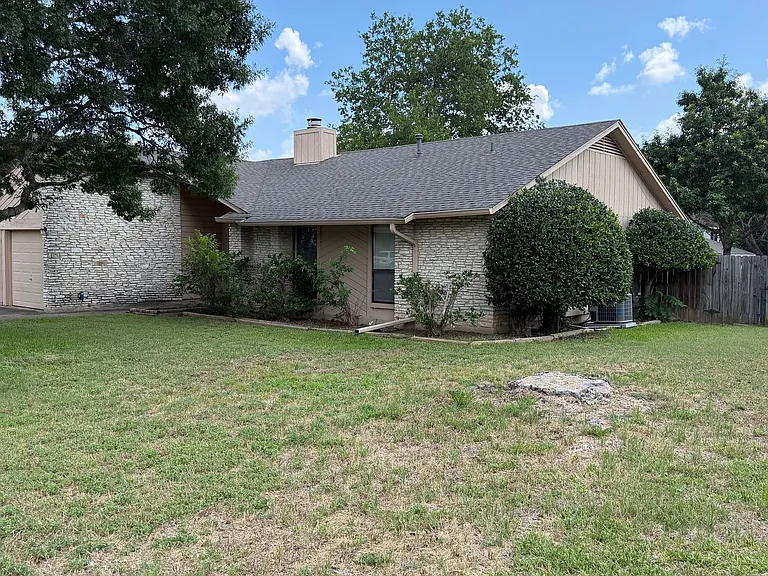 7728 Manassas Dr — Photo 14