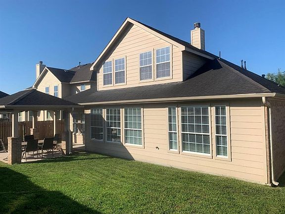 3rd image of 13015 Winter Springs Dr