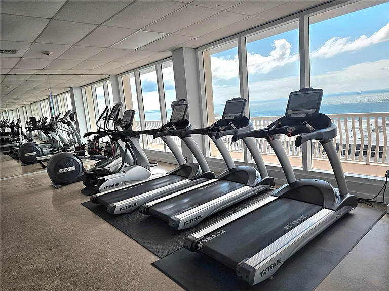 4020 Galt Ocean Dr #1210 — Photo 35