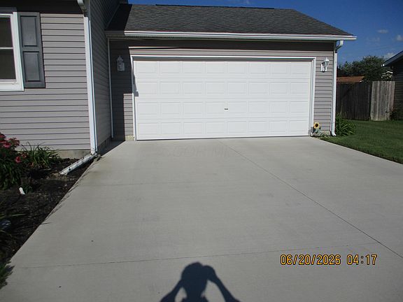 5th image of 1046 Underwood South Dr