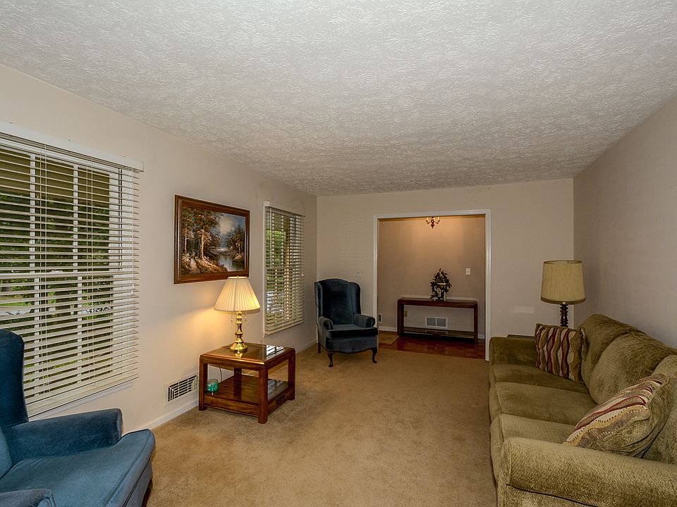 1st image of 4828 Mary Dale Ct