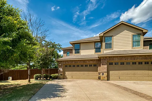 1430 Piedmont Dr Photo 1