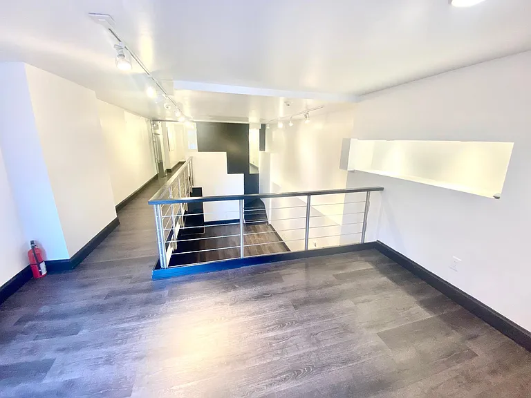 1823 Spring Garden St #1 — Photo 3