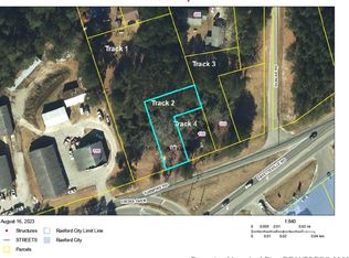 120 Turnpike Rd #140, Raeford, NC 28376