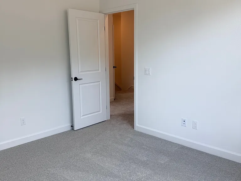 2713 Faye Dr — Photo 18