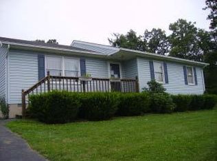223 Lakeridge Dr, Stephens City, VA 22655