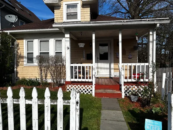 24-26 Boston Terrace, Bridgeport, CT 06610