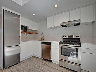 5th image of 8808 Dawnridge Cir #101
