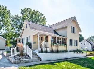 744 Conger St, South Haven, MI 49090