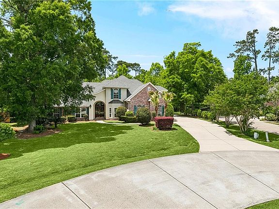 2nd image of 1 Spanish Moss Ct