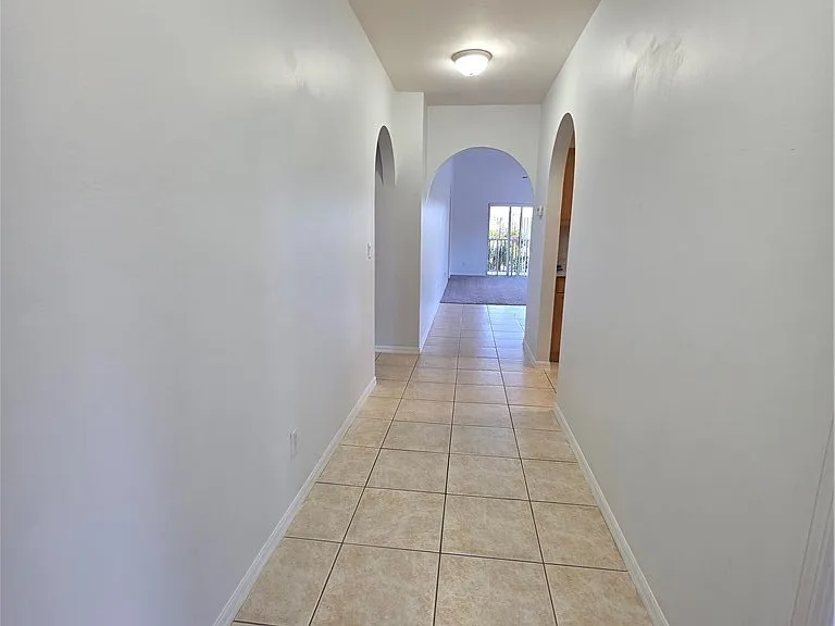 2261 Somerset Ridge Dr #204 — Photo 5