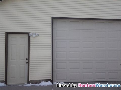 2nd image of 1472 Saint Clair Ave