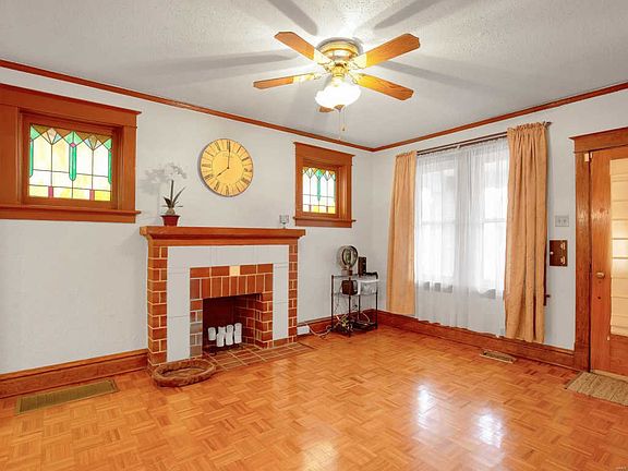 4th image of 5719 Holly Hills Ave
