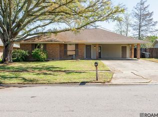 9853 Hawthorne Dr, Baton Rouge, LA 70809