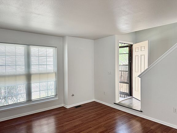 2nd image of 1763 S Pitkin Cir
