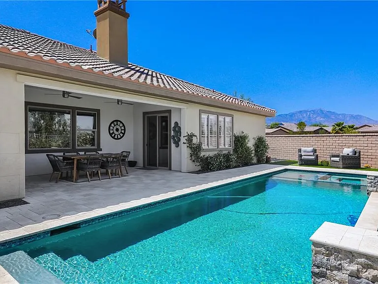 73768 Cezanne Dr — Photo 12