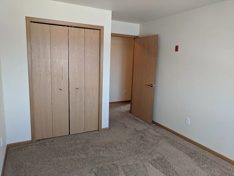 West Lake III Apartments — Photo 172