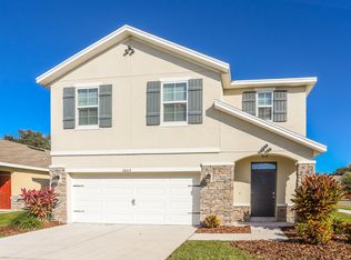 1802 Greenwood Valley Dr, Plant City, FL 33563