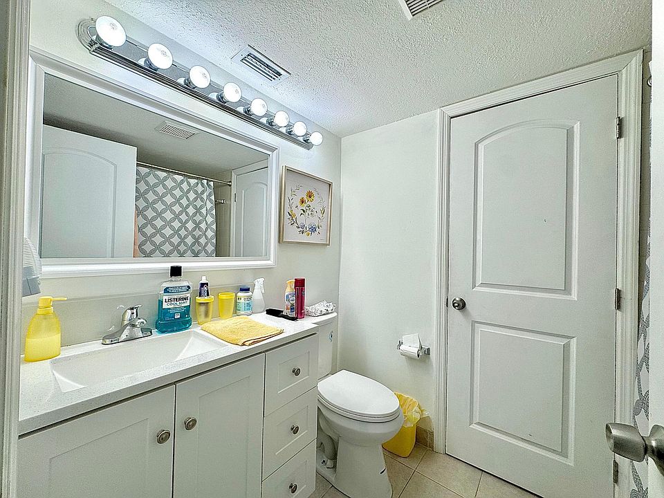 1st image of 1108 Green Pine Boulevard #E2