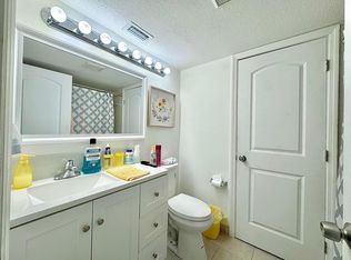 1108 Green Pine Blvd APT E2, West Palm Beach, FL 33409