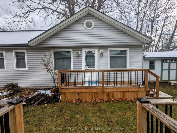 370 Beechwood Ave #B, Fort Erie, ON L0S 1N0