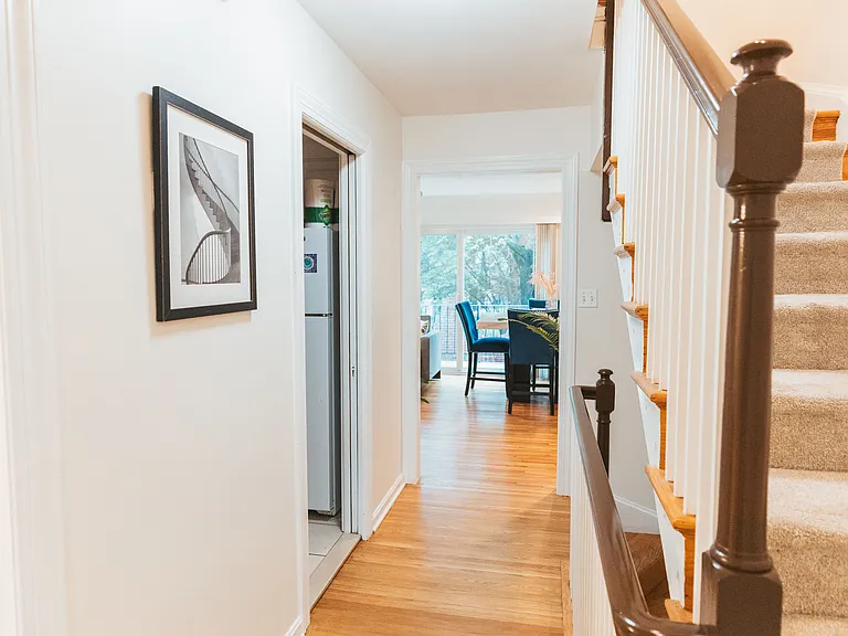 605 4th St SW #3 — Photo 5