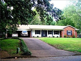 2nd image of 5150 Kingswood Cir