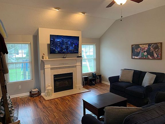 4th image of 3841 Kennesaw Dr