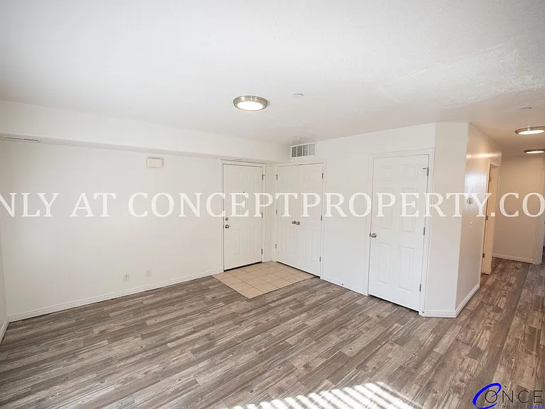 Woodland Cove — Photo 10