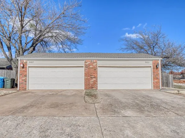 927 Swan Lake Ct, Edmond, OK 73003