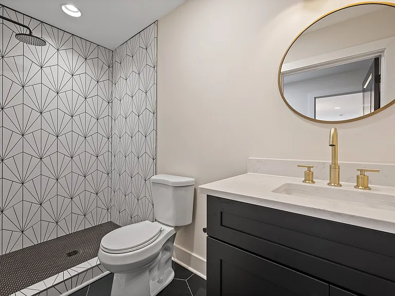 1004 Virginia Ave — Photo 22