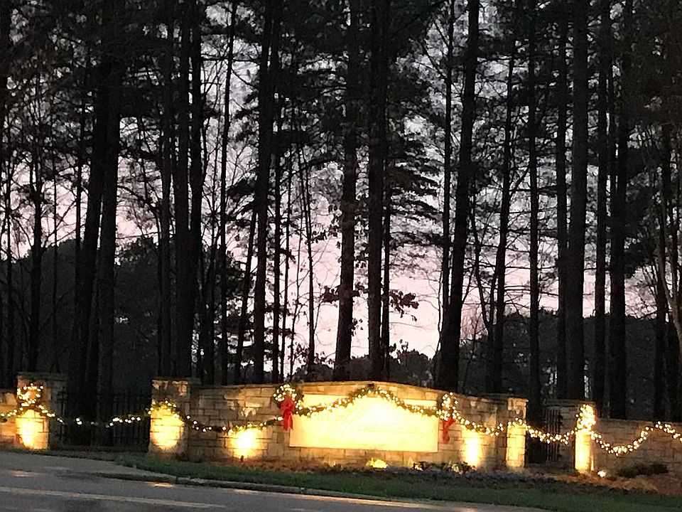 1st image of 120 Cedar Bluff Ln