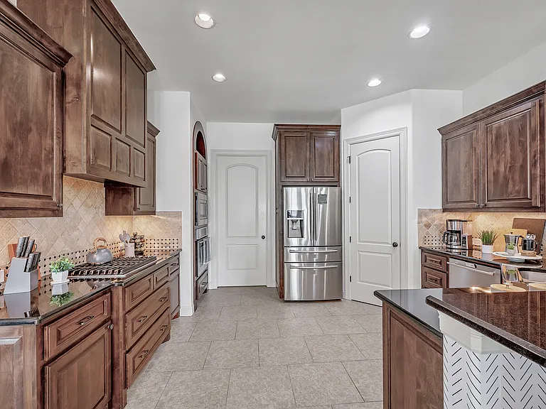 15101 Canary St — Photo 10